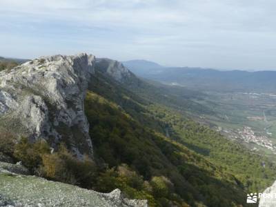Valle Sakana-Sierras Navarra; semana santa portugal activate senderismo la fuentona de muriel fotos 